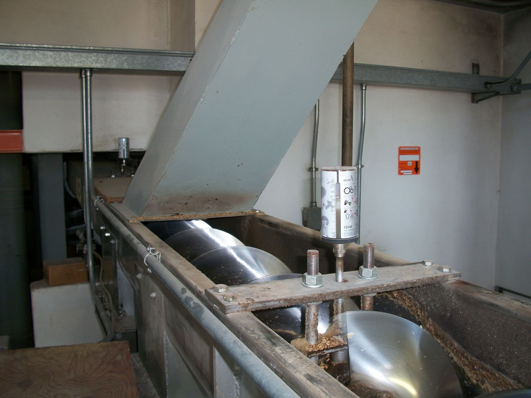 TRASPORTATORE A COCLEA GRANO BAGNATO_1